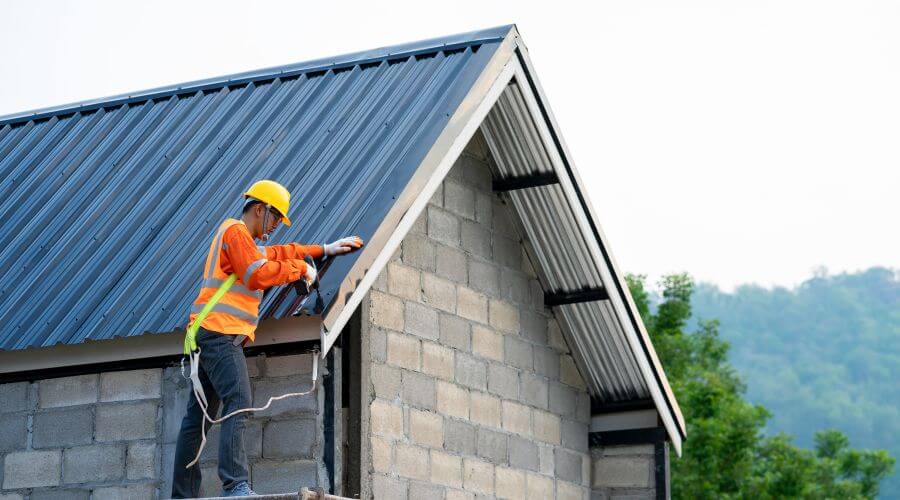 Expert Emergency Roof Repairs services in Homeworth, OH